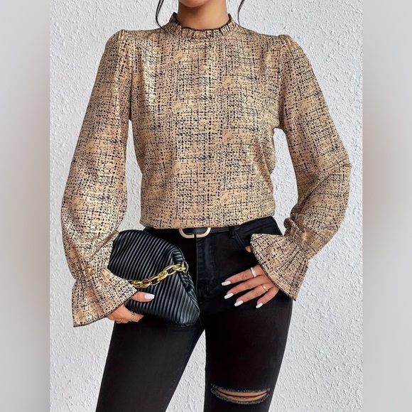 NWT-Dusk Print Mock Neck Blouse - Picture 1 of 4